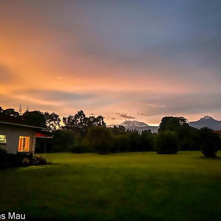 Marangu Hotel Exteriör bild